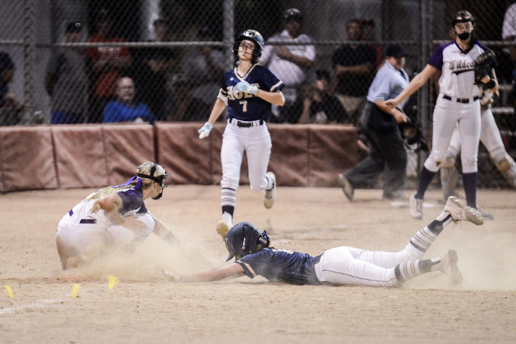 9/18/19 - Suburban Softball Tournament final - Holt vs Eureka